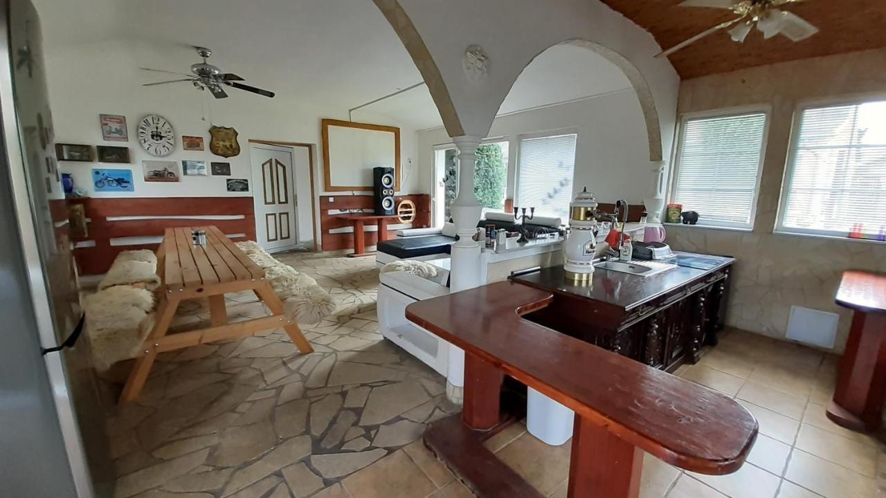 Resort Chribska Apartmany Adri Exterior foto