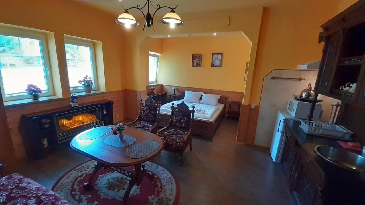 Resort Chribska Apartmany Adri Exterior foto